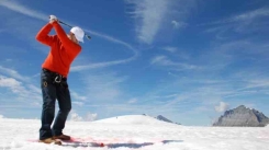 Zimowy golf - intergacja i zabawa na śniegu